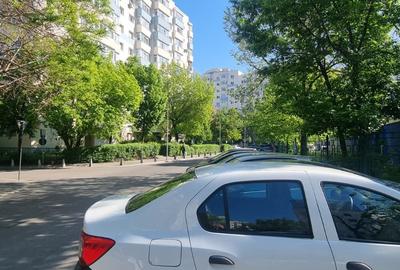 Apartament 4 camere, centrală proprie, parcare, 5 min metrou Apărătorii Patriei - 30