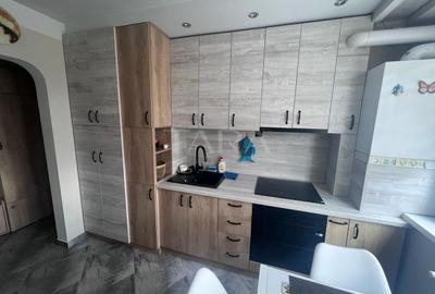 Apartament spațios,  faleza Someșului Grigorescu, etaj intermediar. - 1