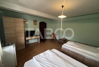 Casa de inchiriat ideala pentru muncitori   5 camere + curte - 12