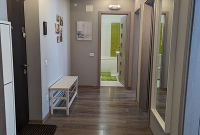 Langa Mall Coresi, in complexul Urban, 2 camere mobilate, 550 euro/luna - 7