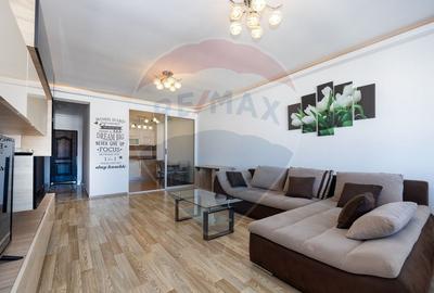 Apartament cu 2 camere decomandat, mobilat în Tractorul