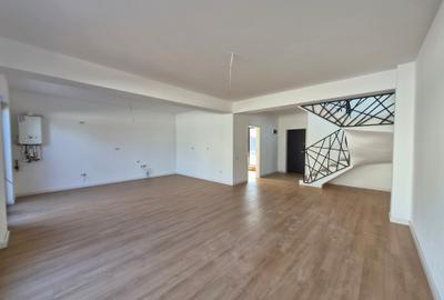 Vila Individuala 5 camere, dormitor parter LA CHEIE! - 19