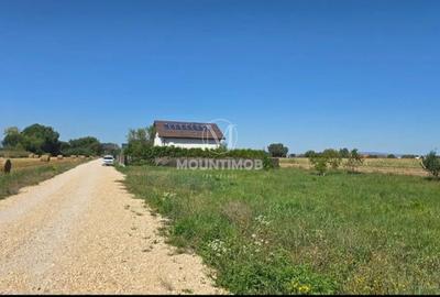 Teren Construcții intravilan de 514 mp, în Stupini