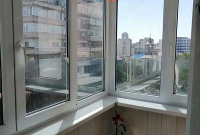 Apartament cu 3 camere decomandat, mobilat în Dristor
