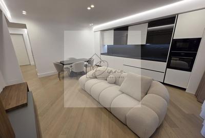 Apartament cu 3 camere decomandat, mobilat în Central