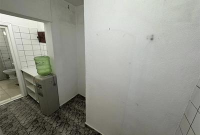 Spatiu Comercial Piata Moldovei Focsani - Fosta FARMACIE - 13