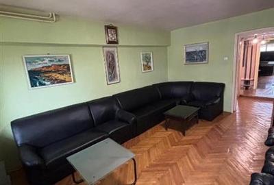 Apartament 3 camere, Decebal necesita renovare - 2
