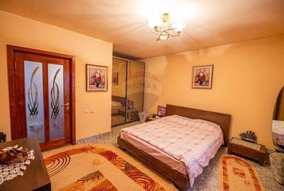 Casa de vanzare 240 mp utili , 6 camere,  teren 1000 mp, Calarasi - 36