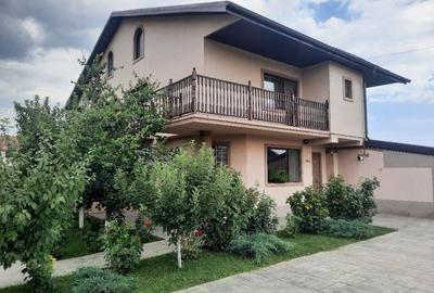 FARA COMISION casa 4 camere 2 bucatarii 2 puturi beci livada 1500mp SAU 3300mp - 45