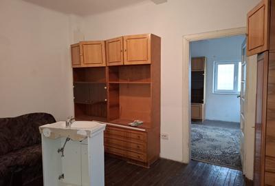 URGENT!, vila singur curte, TEREN IN PROPRIETATE, libera, NEGOCIABIL - 2