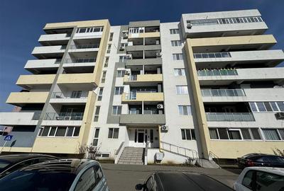 Apartament cu 2 camere semidecomandat, mobilat în Central