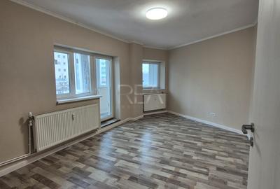 Apartament cu 3 camere decomandat în Apărătorii Patriei