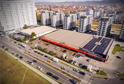 Spațiu comercial, de 600 mp, în Mihai Viteazul