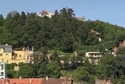 Casă individuală cu 5 camere în Centrul Istoric