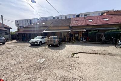 2 camere| Iosefin-vis a vis de Bega |zona superba| loc de parcare| curte comuna| - 14