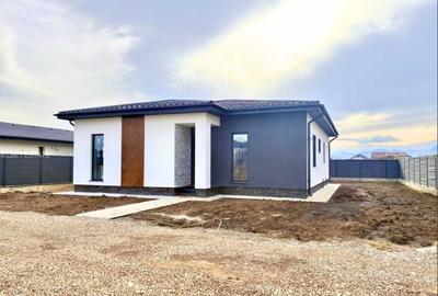 Casa 4 Camere | Zona Sanpetru | Utilități - 3