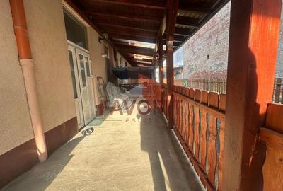 2 camere | centrala proprie | mobilat si utilat | gradina | zona excelenta | - 12