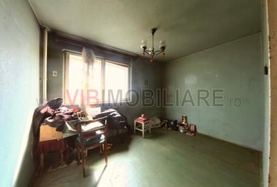 3 camere - Plaza - necesită renovare totală - 2