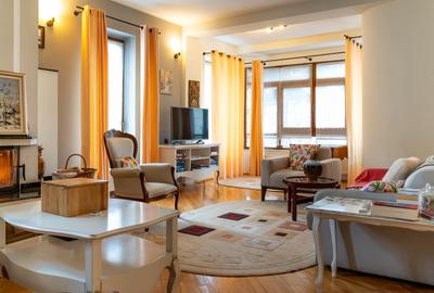 Vilă de excepție, ultracentrală – spațiu, confort și intimitate - 1