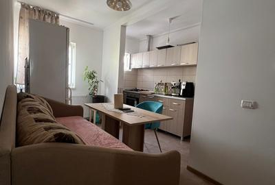 Apartament 49mp, la mansarda - cu pod !  Zona Tomis 3, Str. Zmeurei ,63500 € - 2