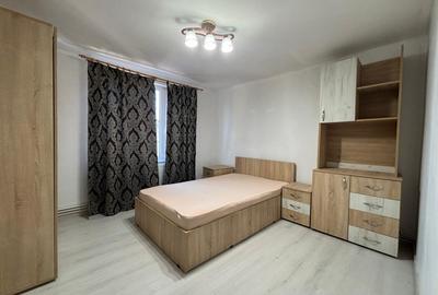 Apartament de vanzare, 2 camere, 50 mp, etaj 3, zona Independentei - 8