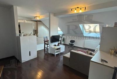 Apartament cu 3 camere decomandat, mobilat în Zorilor