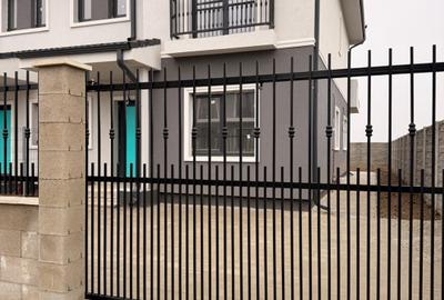 Duplex 4 camere, 115 mp utili, P+Etaj, 269mp teren - zona  ESO Giroc - 17