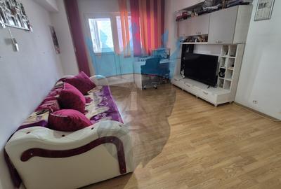 Apartament cu 3 camere decomandat, mobilat în Berceni