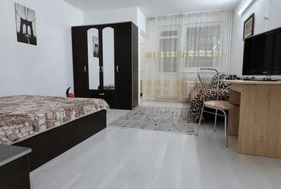 Garsoniera, decomandat, 37 mp, metrou aproape, mobilat, Drumul Taberei - 1