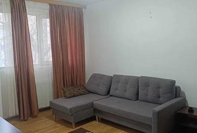 Apartament cu 21 camere decomandat, mobilat în Drumul Taberei