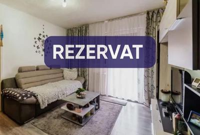 Apartament cu 3 camere semidecomandat, mobilat în Aurel Vlaicu
