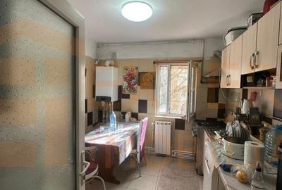 Apartament cu 4 camere decomandat, mobilat în Inel II