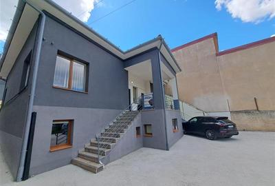 Casa individuala, 280 mp utili, situat in zona Centrala! - 1