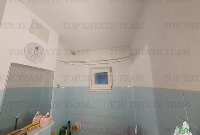 Apartament 2 camere  decomandat si beci  Brotacei Constanta - 9