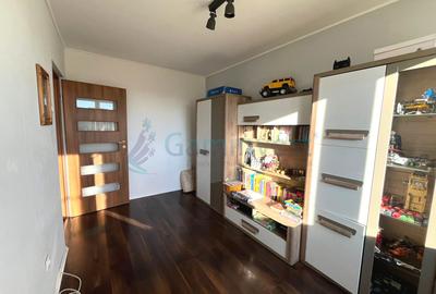 Apartament de vanzare in Oradea cu 4 camere, Splaiul Crișanei - 6