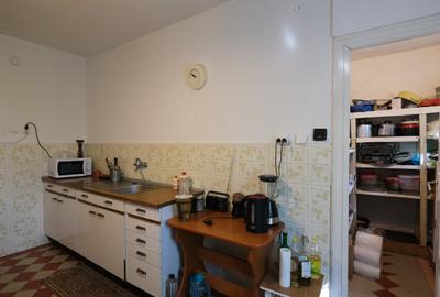 Vanzare casa mare cu etaj si 6200 mp teren intravilan Fieni, judetul Dambovita - 18