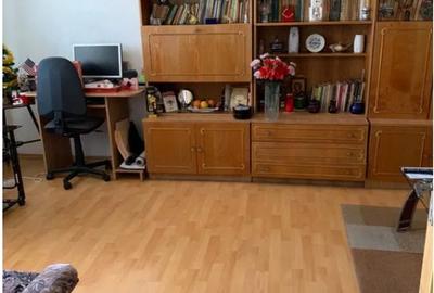 Apartament cu 2 camere decomandat în Dristor