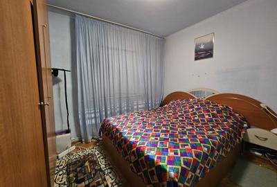 Apartament 4 camere, etaj 2 zona Ion Creanga - 1