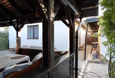 Casă individuală cu 4 camere în Central