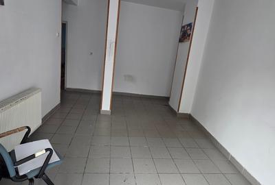 Vand spatiu comercial central Deva - 2