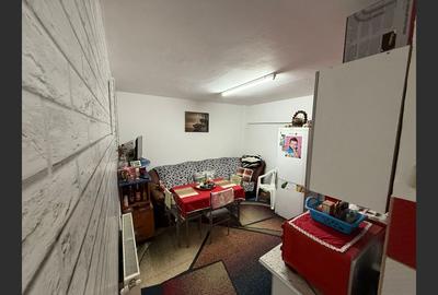 Casă decomandată 3 camere + grădină 450 m², zonă liniștită Galați - 19