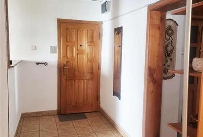 Apartament 3 camere 2 bai balcon si boxa zona Terezian - 1