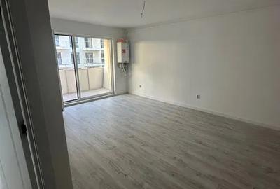 Apartament cu 2 camere semidecomandat în Florești
