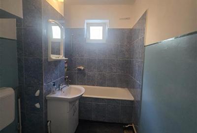 Apartament cu trei camere parter - 8