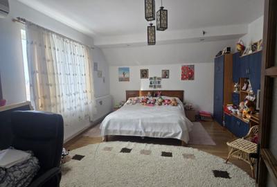 Utvin-Central-Vila S+P+E+M-360mp-2 accese-Garaj - 3