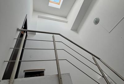 PENTHOUSE MANSARDAT, TERASĂ VEDERE PANORAMICĂ, 122 MP, LOC PARCARE, SECTOR 4 - 13