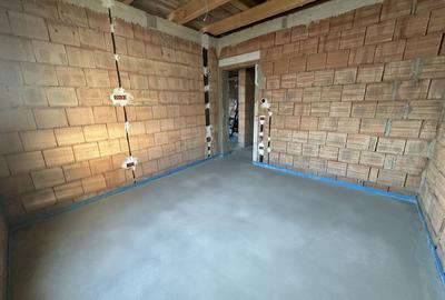 Casă individuală cu 4 camere în Micești