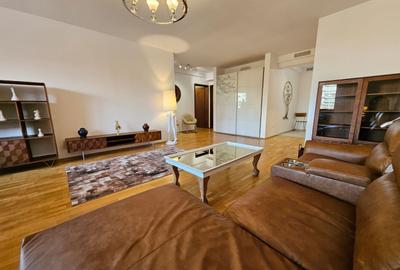 Apartament cu 3 camere decomandat în Herăstrău