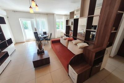 Apartament cu 3 camere semidecomandat, mobilat în Aviației