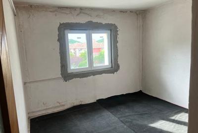 Vând apartament 2 camere - 8